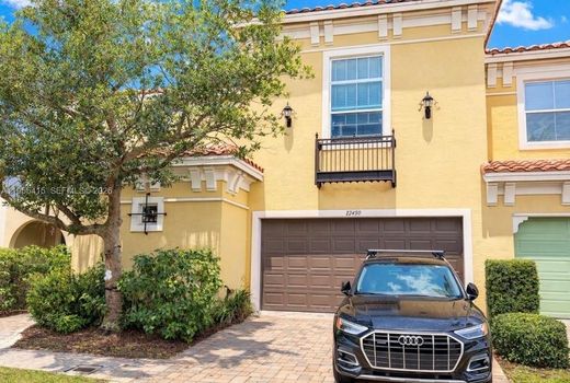Townhouse in Sunrise, Broward County