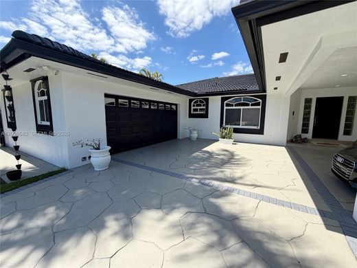 Villa in Miami, Miami-Dade