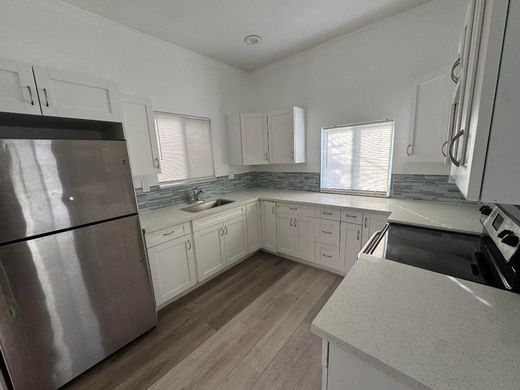 公寓楼  West Palm Beach, Palm Beach County