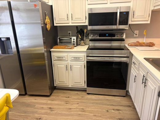 مجمع شقق ﻓﻲ Coconut Creek, Broward County