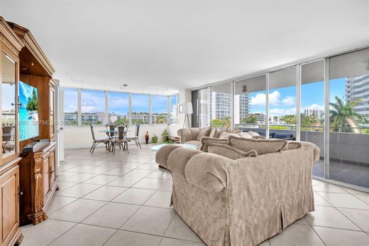 Komplex apartman Miami Beach, Miami-Dade County