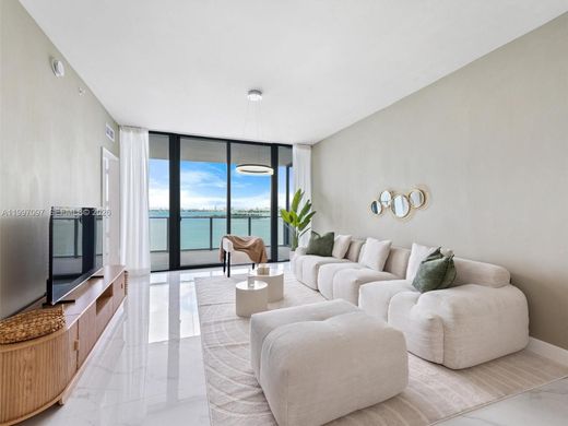 Complexes résidentiels à Miami, Comté de Miami-Dade