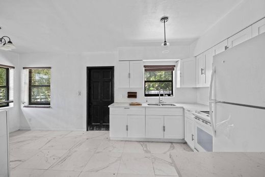 Villa in El Portal, Miami-Dade