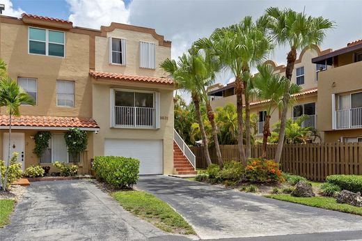 Townhouse in Miami, Miami-Dade