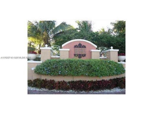 Kamienica w Doral, Miami-Dade County