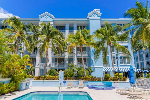 Residential complexes in Deerfield Beach, Broward County