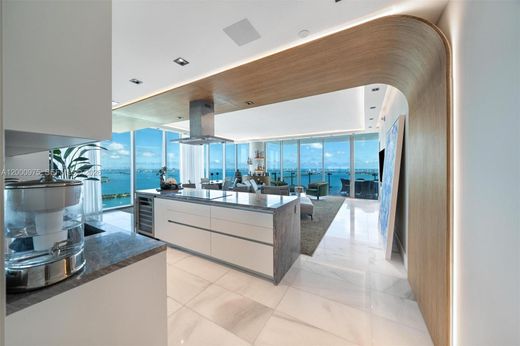 Residential complexes in Miami, Miami-Dade