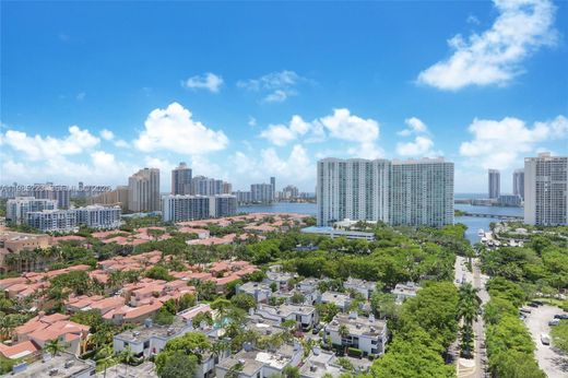 Residential complexes in Aventura, Miami-Dade