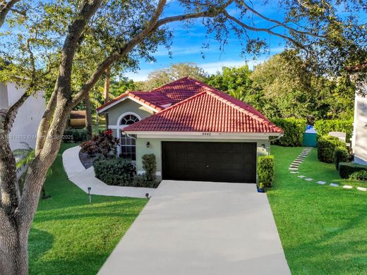 Villa - Coral Springs, Broward County