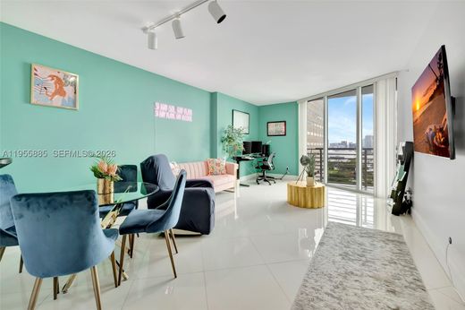 Residential complexes in Miami, Miami-Dade