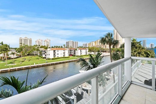 Complexes résidentiels à Aventura, Comté de Miami-Dade