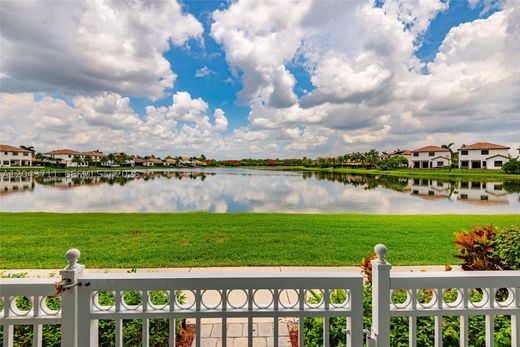 Townhouse in Cooper City, Broward County