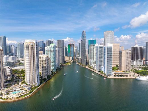 Residential complexes in Miami, Miami-Dade