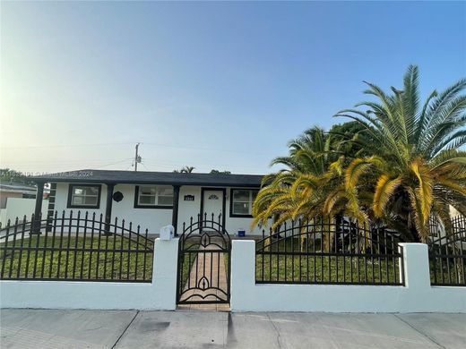 Villa in Miami Gardens, Miami-Dade County