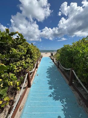 Complesso residenziale a Hallandale Beach, Broward County