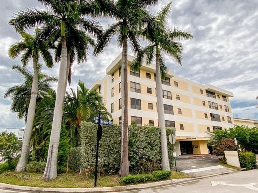 ‏בניין ב  Bay Harbor Islands, Miami-Dade County