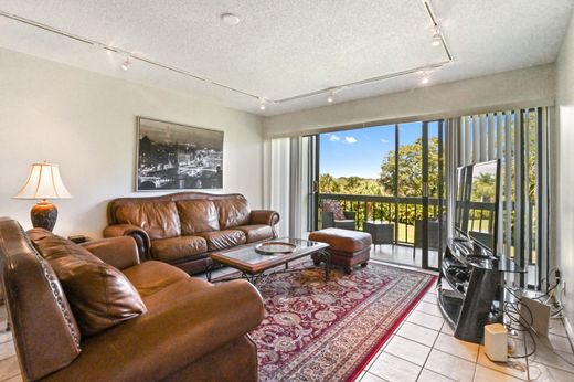 Residential complexes in West Palm Beach, Palm Beach