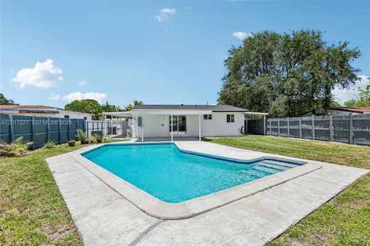 Villa in Hollywood, Broward County