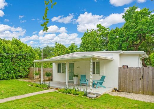 Вилла, Coconut Grove, Miami-Dade County