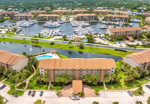 Residential complexes in Jupiter, Palm Beach