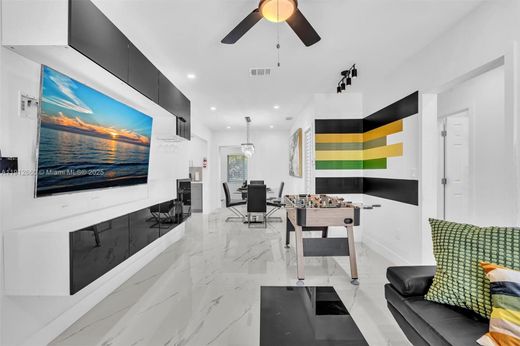 Villa Miami, Miami-Dade County