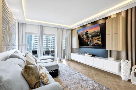 Complexes résidentiels à Hallandale Beach, Comté de Broward