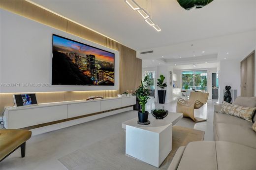 Residential complexes in Sunny Isles Beach, Miami-Dade