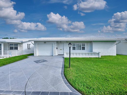 Villa - Boynton Beach, Palm Beach County
