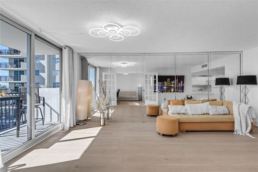 Edificio en Surfside, Miami-Dade County