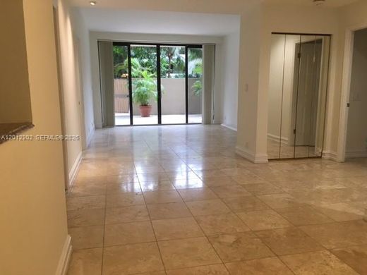 Residential complexes in Key Biscayne, Miami-Dade