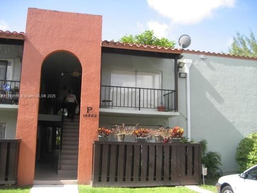 Complexos residenciais - Miami, Miami-Dade County