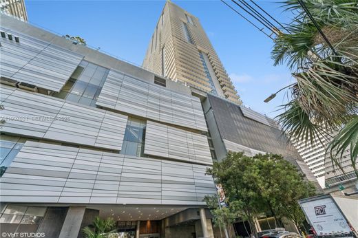 Residential complexes in Miami, Miami-Dade