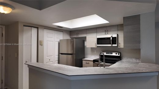 콘도미니엄 / Coral Springs, Broward County