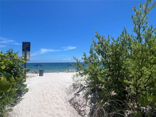Жилой комплекс, Key Biscayne, Miami-Dade County