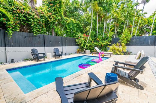 マイアミ, Miami-Dade Countyのヴィラ