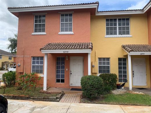 Stadthaus in Lauderhill, Broward County