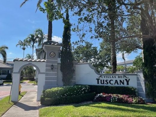 Townhouse in Sunrise, Broward County