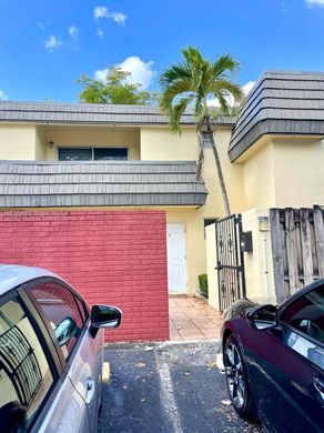 Townhouse in Miami, Miami-Dade