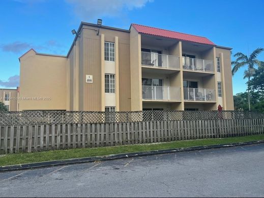 Appartementencomplex in Doral, Miami-Dade County