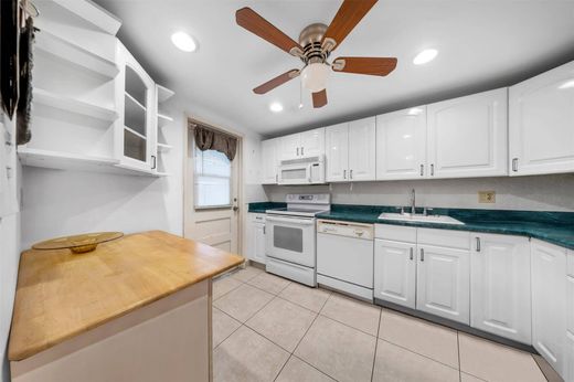 Komplex apartman Pompano Beach, Broward County