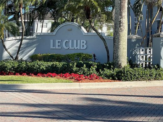 Cutler Bay, Miami-Dade Countyのアパートメント・コンプレックス