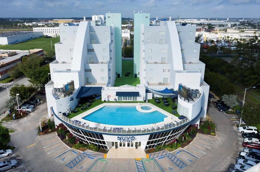 Residential complexes in Sweetwater, Miami-Dade