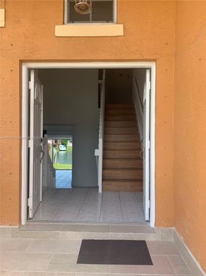 Willa w Miami Terrace Mobile Home, Miami-Dade County