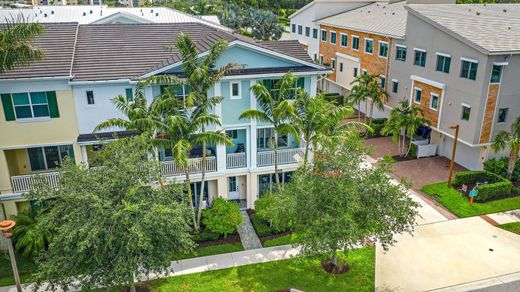 Таунхаус, Palm Beach Gardens, Palm Beach County