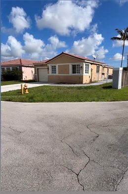 Villa in Miami, Miami-Dade County