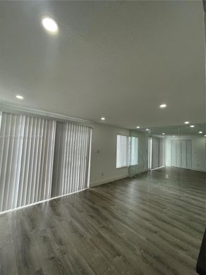 Edificio en North Miami Beach, Miami-Dade County