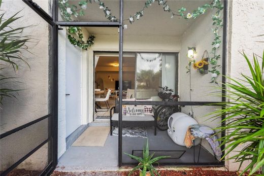 公寓楼  Coral Springs, Broward County