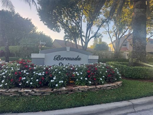 Villa - Weston, Broward County