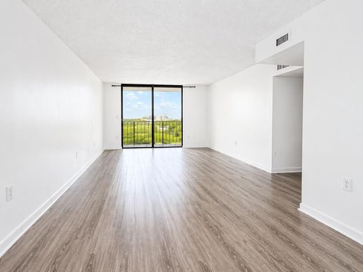 Complesso residenziale a Miami, Miami-Dade County