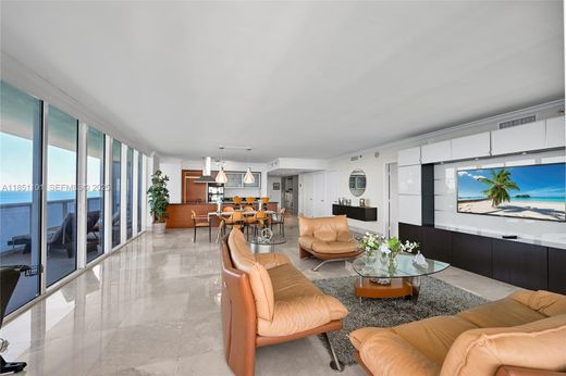 Complesso residenziale a Hallandale Beach, Broward County